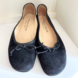 Taryn Rose Women's Slip On Bow Flats Italy Black Ballerina size 36 5.5 suede
